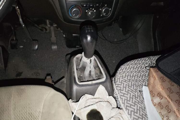 Used Wuling Rongguang 2014 1.2L S Base Model