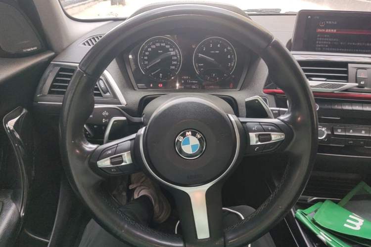 Used BMW 1 Series 2018 118i Sport Design Package

