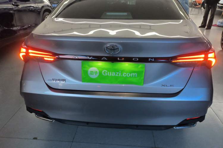 Used Toyota Avalon 2019 2.0L XLE Premium Edition China VI