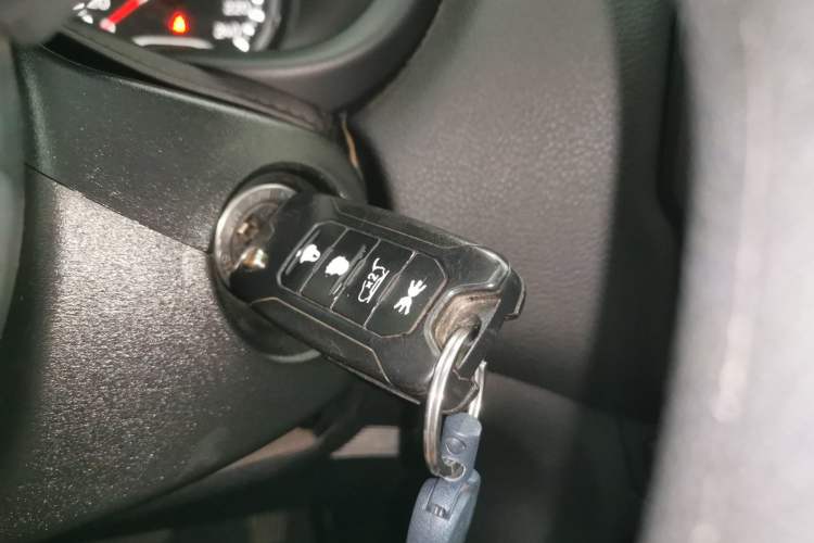 Used Jeep Renegade 2017 180T Automatic Kinetic Edition+