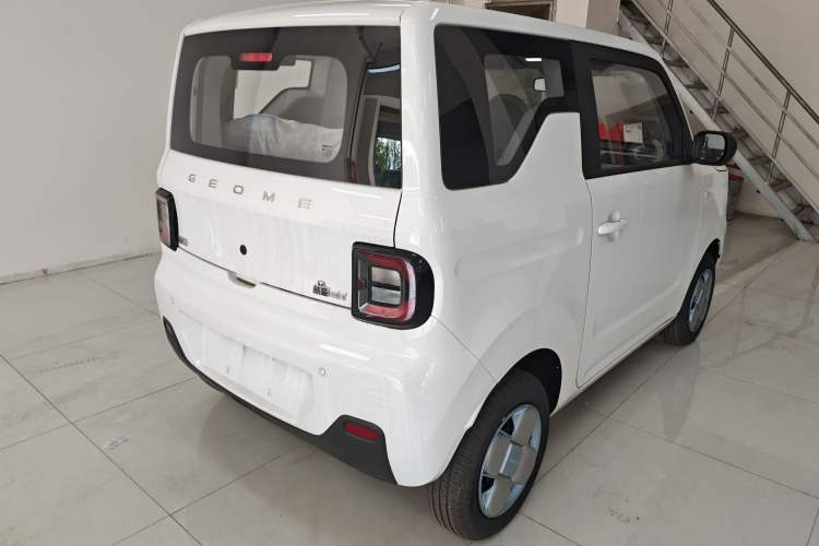 Used Geely Galaxy Panda 2024 Panda Mini 200km Endurance Bear