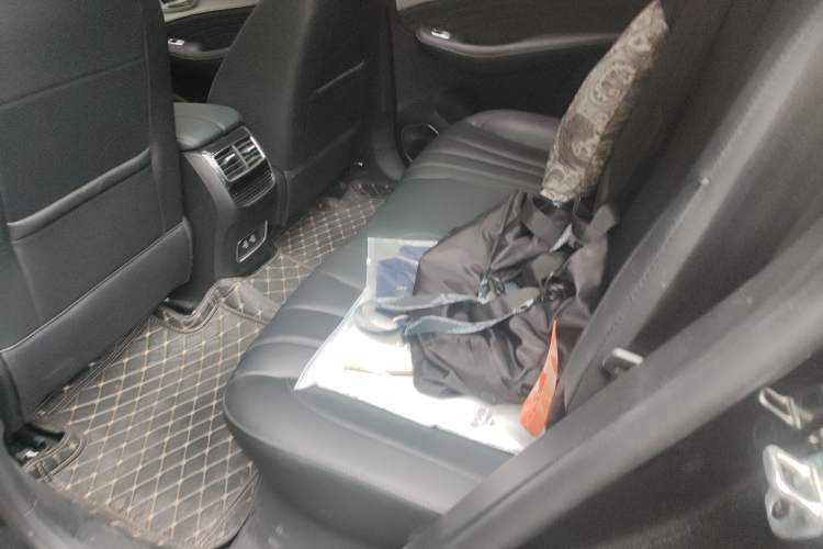 Used Roewe RX5 MAX 2019 300TGI Automatic Smart Cabin Luxury Edition