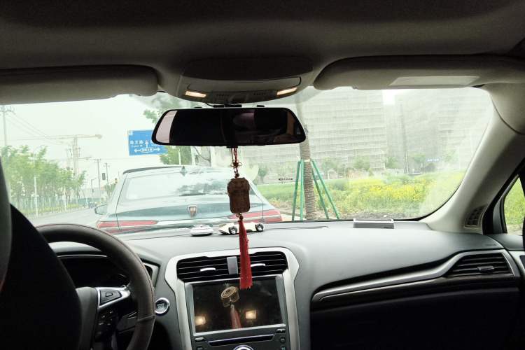 Used Ford Mondeo 2018 EcoBoost 180 Fashion Edition Headliner