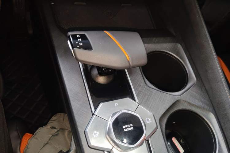 Used Changan UNI-V 2024 1.5T Prestige Sport Edition