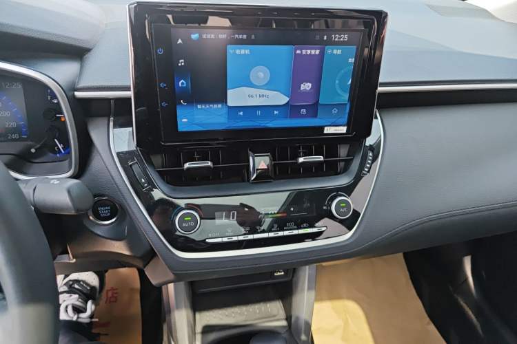 Used Toyota Corolla Cross 2022 2.0L Flagship Edition Audio And AC Panel