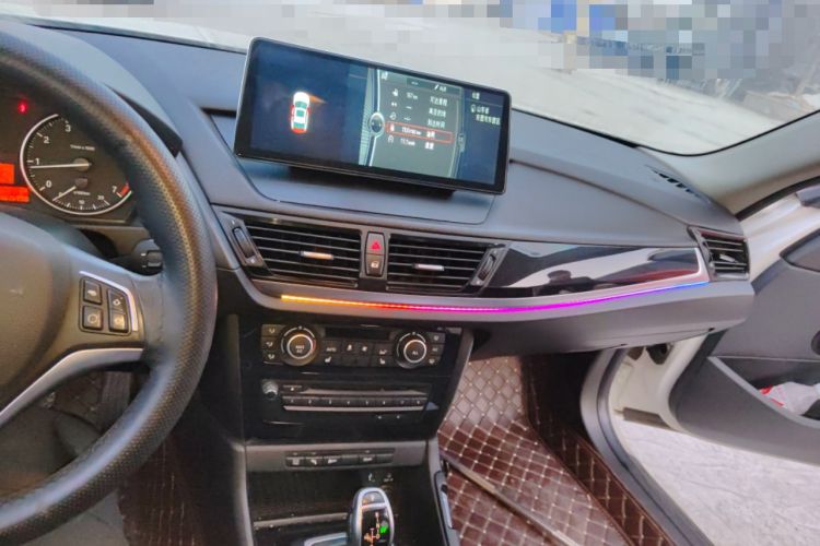 Used BMW X1 2015 sDrive18i Leading Edition
