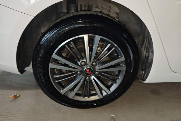 Used Roewe i5 2019 1.5L Automatic 4G Connected Langhao Edition