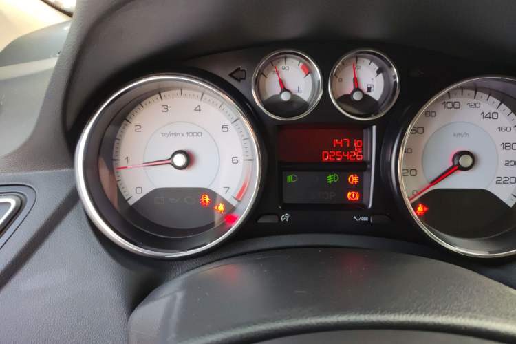 Used Peugeot 308 2014 Enjoy Edition Classic 1.6L Manual YouShang Model Instrument Cluster