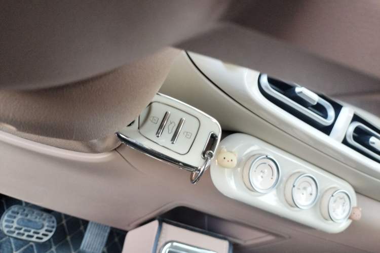 Used Wuling Hongguang MINIEV 2025 Four-Door Version Advanced Edition