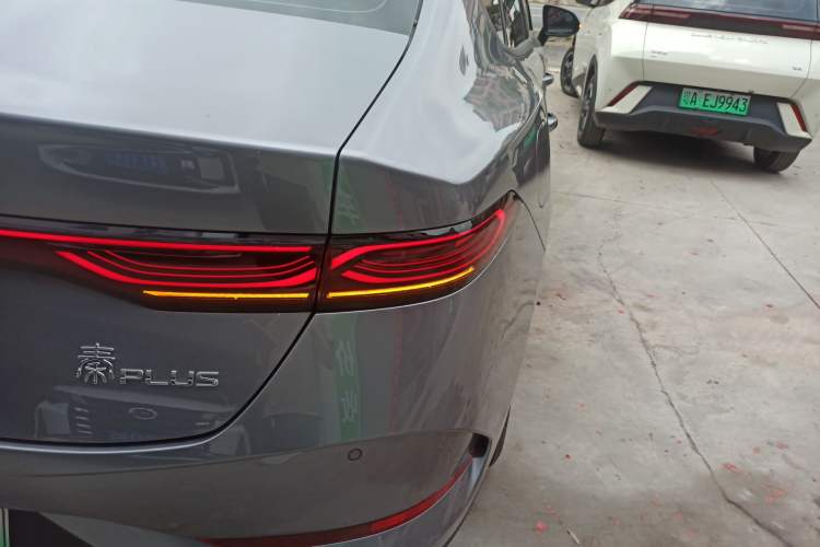 Used BYD Qin PLUS 2025 DM-i Smart Drive 55KM Leading Model