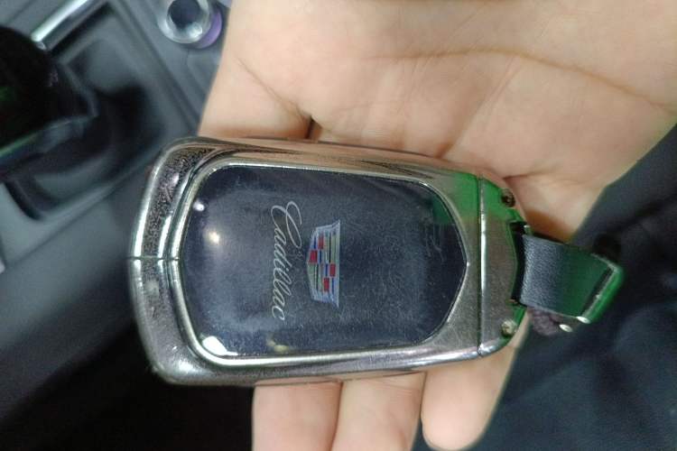 Used Cadillac XT6 2022 2.0T Six-Seater Two-Wheel-Drive Luxury Version
