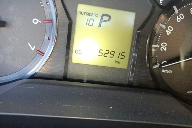 Used Toyota Prado 2017 2.7L Automatic 2700 Gasoline 4x4 7-Seater – Middle East Version