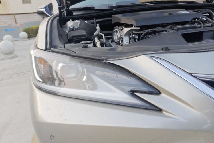 Used Lexus ES 2022 200 Excellence Edition
