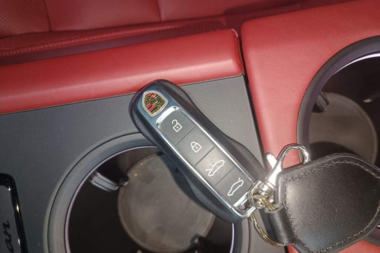 Used Porsche Taycan 2022-Year Updated Taycan