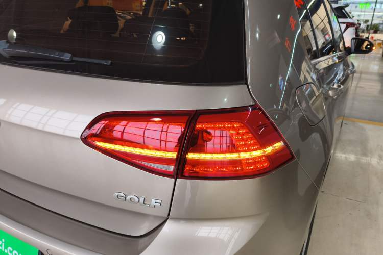 Used Volkswagen Golf 2016 1.6L Automatic Comfort Model
