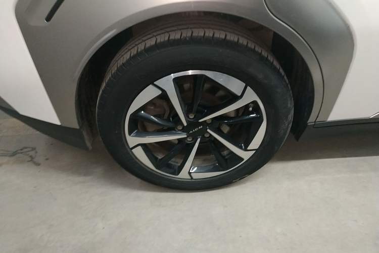 Used AION Y 2022 Plus 70 Smart Edition