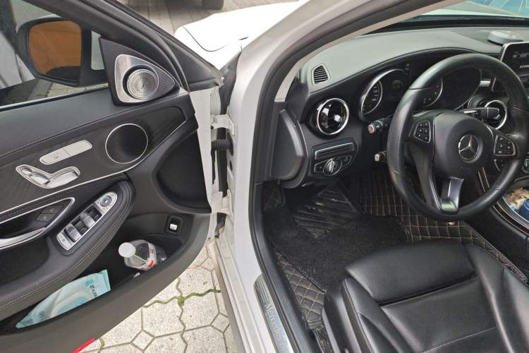 Used Mercedes-Benz C-Class 2017 Facelift C 200 L Sport Edition
