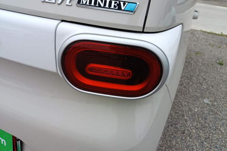 Used Wuling Hongguang MINIEV 2024 3rd Generation 215km Youth Edition