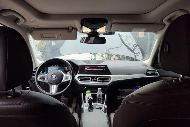 Used BMW 3 Series 2021 325i M Sport Night Edition package
