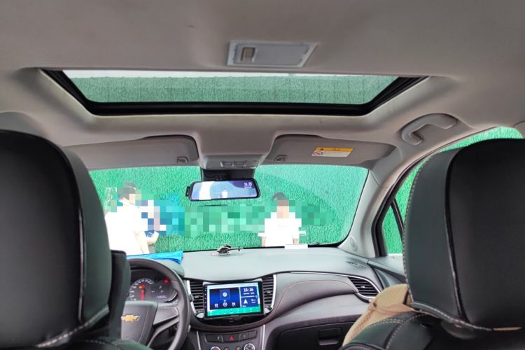 Used Chevrolet Trax 2017 1.4T Automatic Two-Wheel Drive Comfort Version Headliner