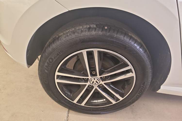 Used Volkswagen Polo 2018 1.5L Automatic Enjoyment Model Exterior 5