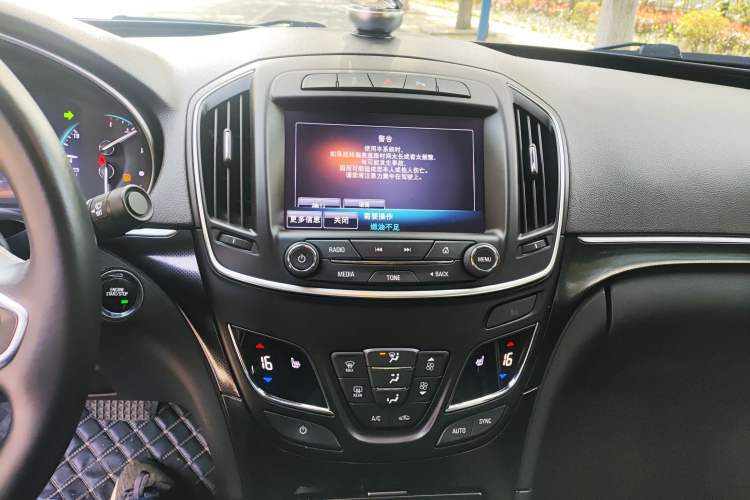 Used Buick Regal 2015 1.6T Elite Tech Model
