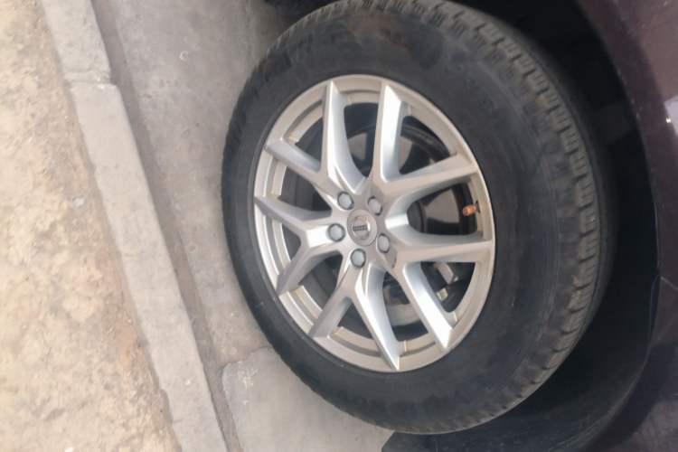 Used Volvo XC60 2019 T5 4x4 Smart Edition China VI Standard
