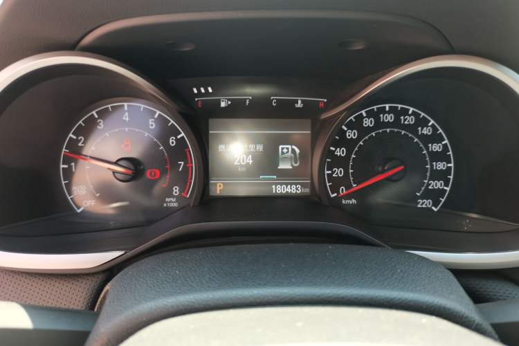 Used Chevrolet Monza 2019 Redline 320T Dual-Clutch Sporty Version China VI Standard Odometer Close Up