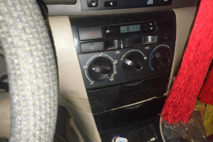 Used BYD F3 2008 1.5L Platinum Edition Practical G-i Model Audio And AC Panel