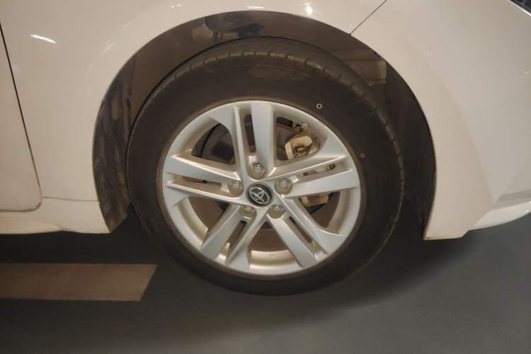 Used Toyota Levin 2022 Dual-Motor 1.8H E-CVT Leading Edition
