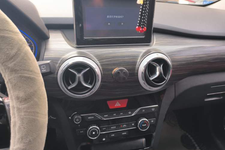 Used BAIC New Energy EX 2018 EX360 New Style Edition
