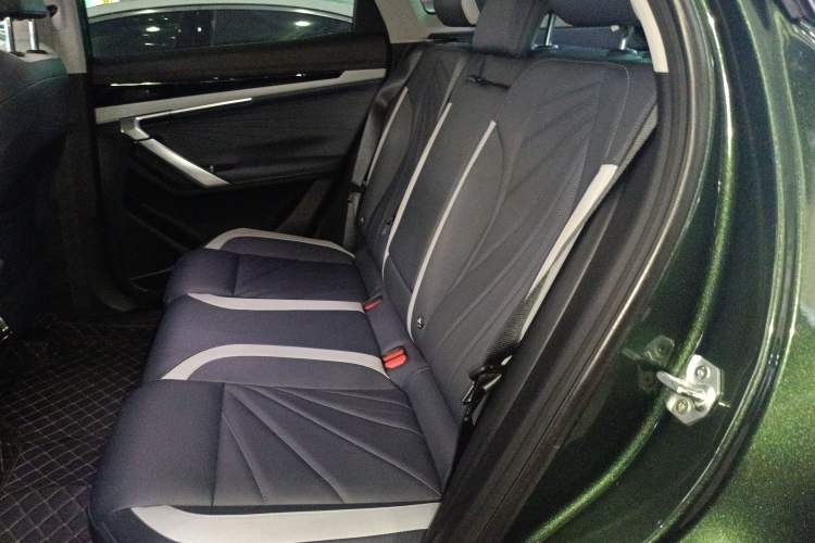 Used Geely Auto FX11 2023 1.5TD DCT Luxury Version
