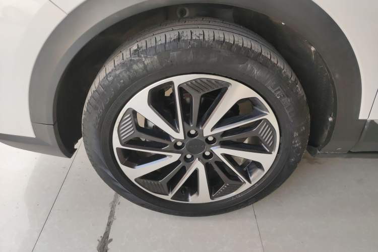 Used Dongfeng Aeolus AX7 2022 Mach Edition 1.5T DCT DF41 Left Front Wheel Hub