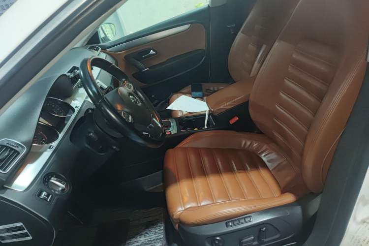 Used Volkswagen FAW-Volkswagen CC 2012 2.0 TSI Luxury Model Left Front Seat