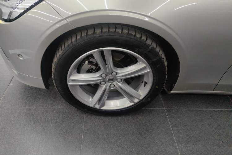 Used Volvo S90 2018 T4 Zhiyuan Edition