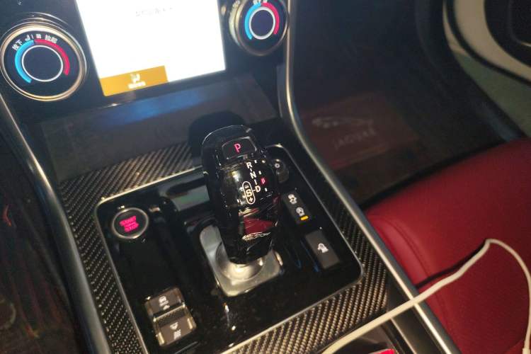 Used Jaguar XEL 2024 2.0T 250 PS R-DYNAMIC S Ebony Black Sport Edition
