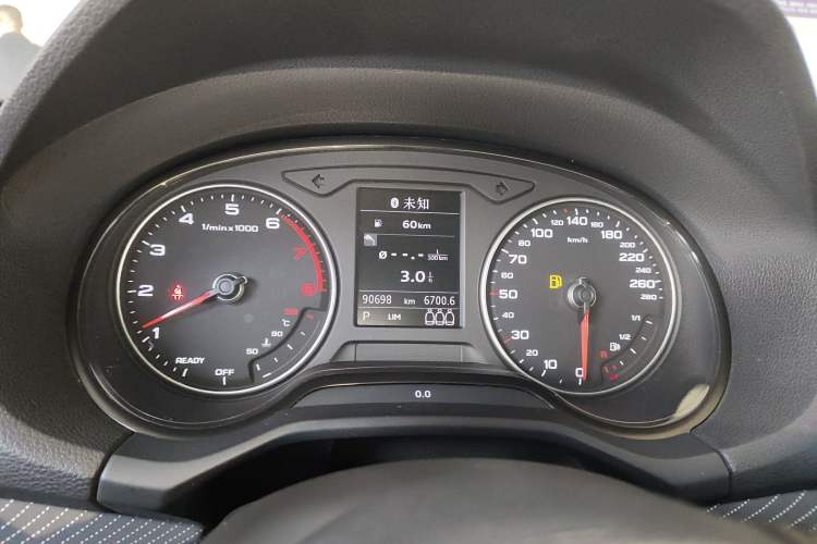 Used Audi Q2L 2018 35 TFSI Launch Exclusive Edition China VI