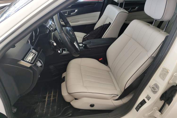 Used Mercedes-Benz E-Class 2015 E 260 L Sport & Fashion Model