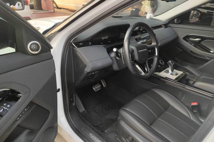 Used Land Rover Range Evoque 2023 Aurora L 249 PS Luxury Edition Driver Seat