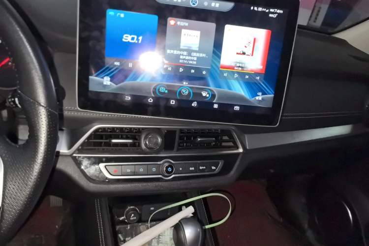Used BYD Song 2019 1.5TI Automatic Smart Connect Luxurious Edition Audio And AC Panel