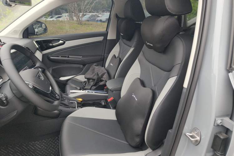 Used Jetta VS5 2024 280TSI Automatic Pioneer Edition Left Front Seat