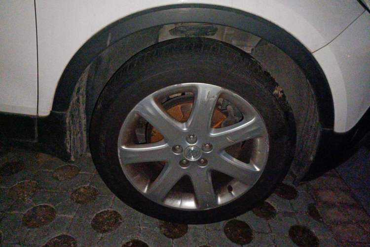 Used Buick Encore 2015 1.4T Manual Two-Wheel Drive Urban Advanced Model
