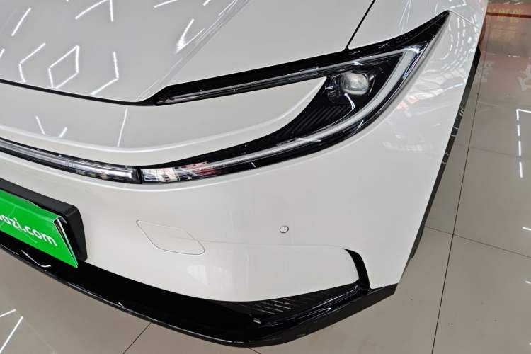 Used Toyota bZ5 2025 Model 550 JOY