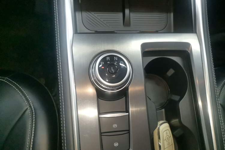 Used Ford Explorer 2023 EcoBoost 285 Rear-Drive Stylish Edition 6 Seats