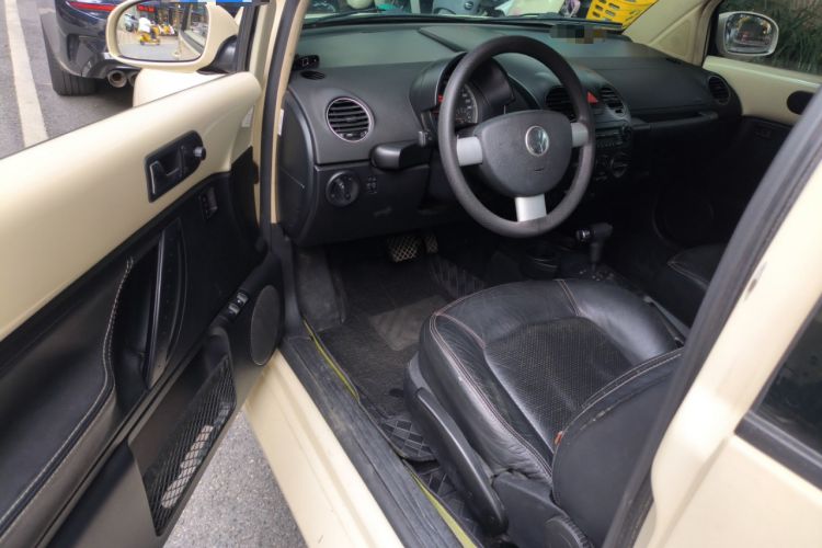 Used Volkswagen Beetle 2010 1.6 AT Driver Seat