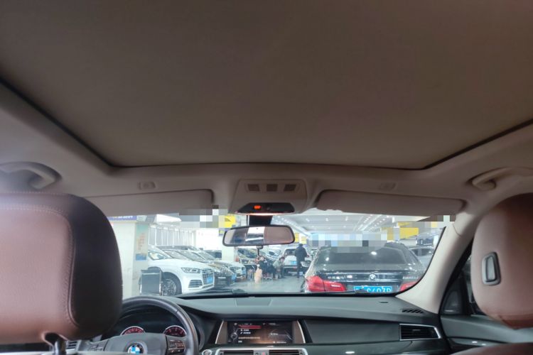 Used BMW 5 Series GT 2017 528i Leading Model