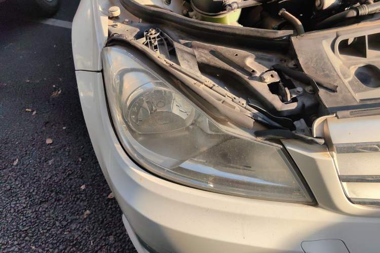 Used Mercedes-Benz C-Class 2013 C 180 Classic Grand Edition Right Front Headlight