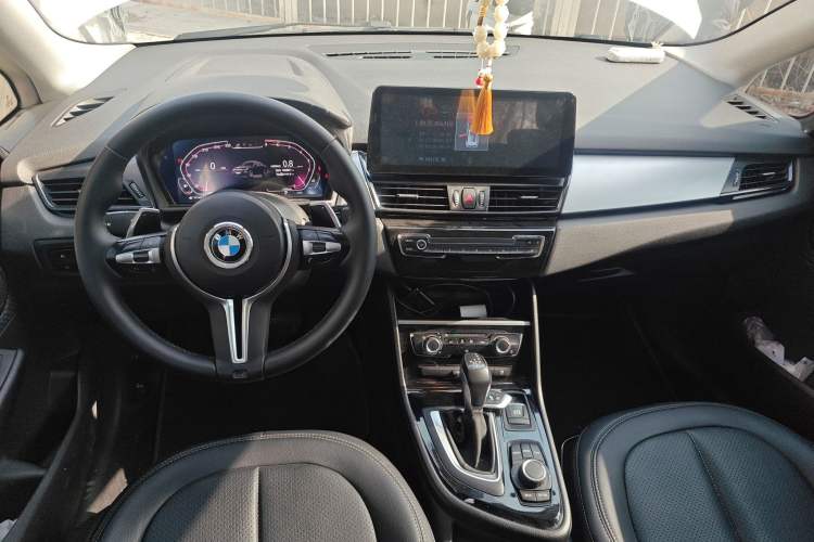 Used BMW 2 Series Active Tourer 2018 218i Fashion Model Center Console