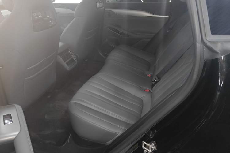 Used BYD Song L EV 2025 662 km Ultra-Range Version Left Rear Seat