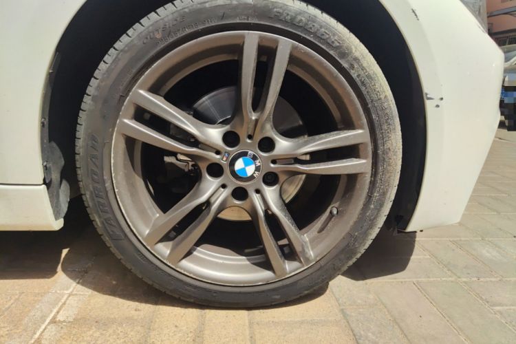 Used BMW 3 Series 2018 320i M Sport Package Right Front Wheel Hub